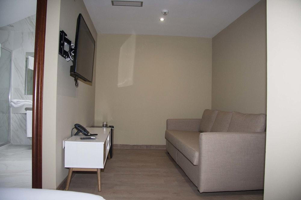 Hotel Areces Grado Buitenkant foto